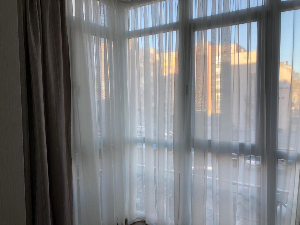 Квартира с двумя комнатами в Ж/К Атлант  Днепр Экстерьер фото
